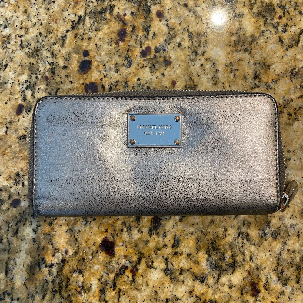 Michael Kors Silver Wallet